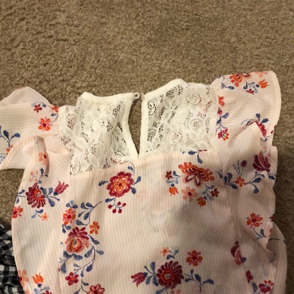 Girls tops - Picture 4 of 4